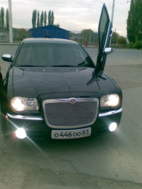 O446OO 61 RUS, Chrysler 300C